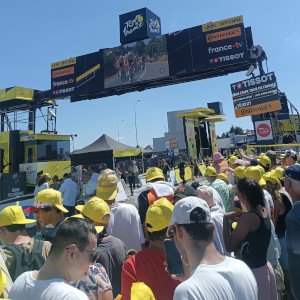 Spéciales le passage du Tour de France en Mayenne du 27 07 2025
